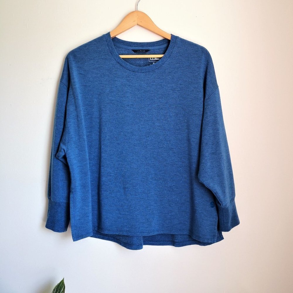 NWOT L.L. Bean Sweat Shirt Blue Size M Pettie